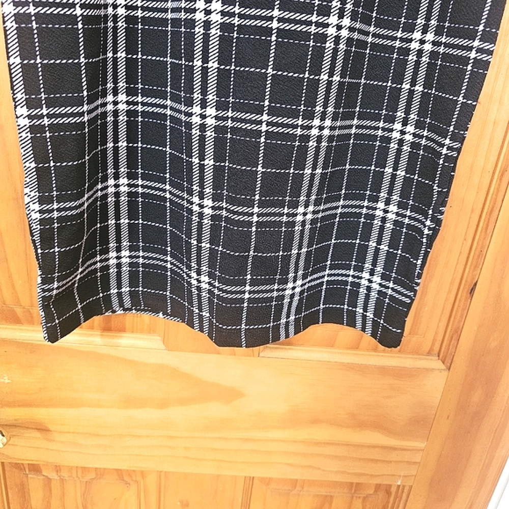 NWOT Women's Black & White Plaid Bodycon Mini Dress With Spaghetti Strap, Size M - Picture 8 of 11